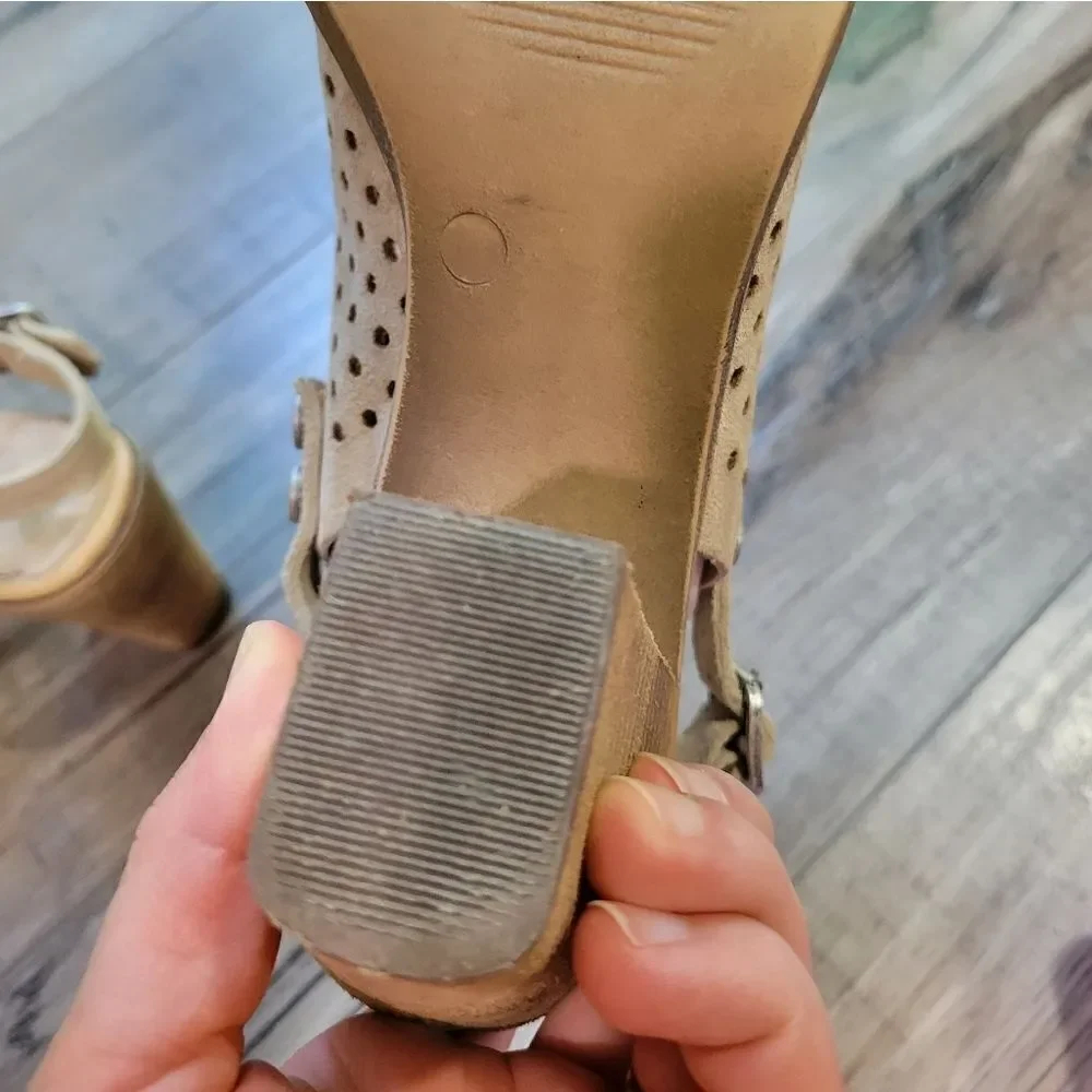 BARBARA Barbieri peep toe block heels - Picture 8 of 9